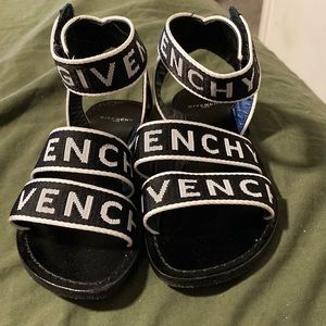 Kids Givenchy sandals